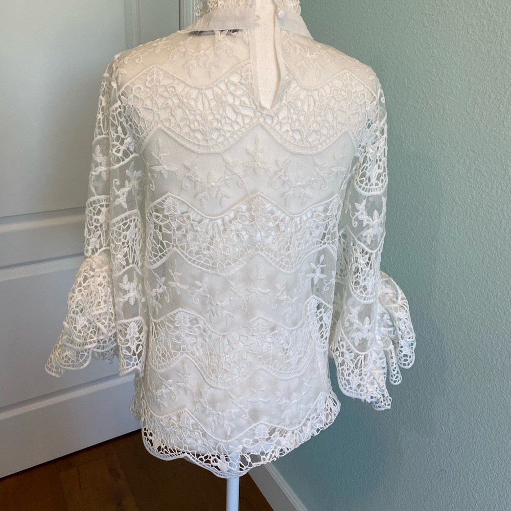 INA White Lacy Top Brand New - Picture 4 of 6